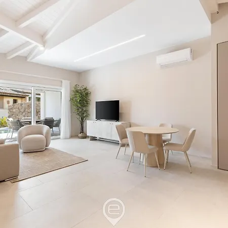 Estay - Luxury Ginevra 1 - Private Swimming Pool דירה ארזח'ינה