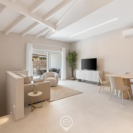 Estay - Luxury Ginevra 1 - Private Swimming Pool דירה *