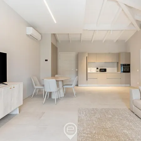 דירה Estay - Luxury Ginevra 1 - Private Swimming Pool *