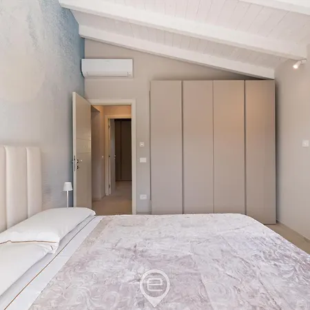 Estay - Luxury Ginevra 1 - Private Swimming Pool דירה *
